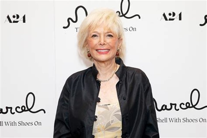 How Lesley Stahl Built Her Impressive Net Worth